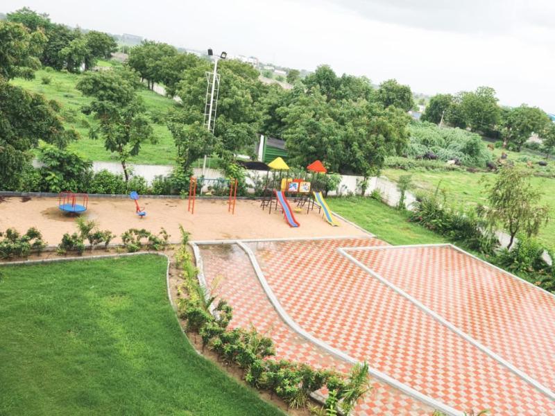 Club Azzurro Resort - Nalsarovar Nanodra Exterior photo
